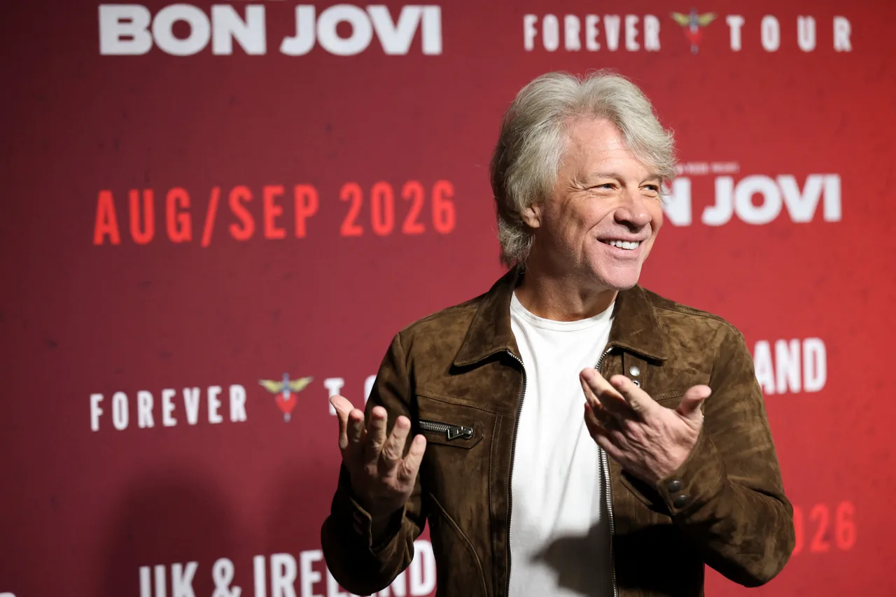 Jon Bon Jovi em evento da Forever Tour