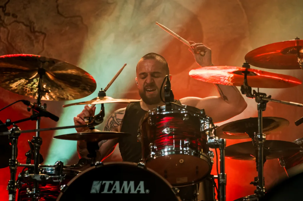 Eloy Casagrande, baterista brasileiro