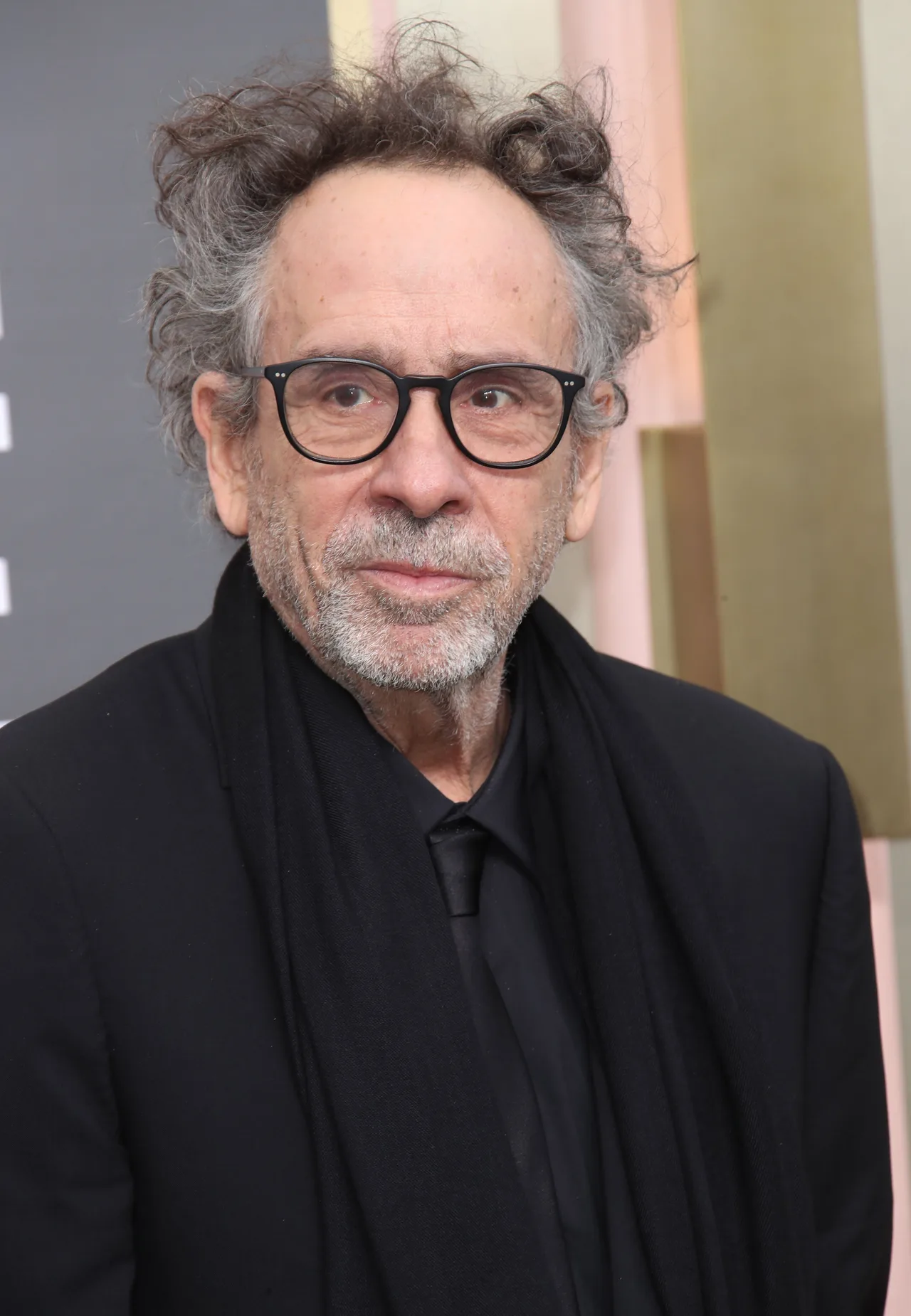 O estilo Tim Burton: por que dá pra reconhecer um filme dele em 3 segundos — de Edward Mãos de Tesoura a Wandinha