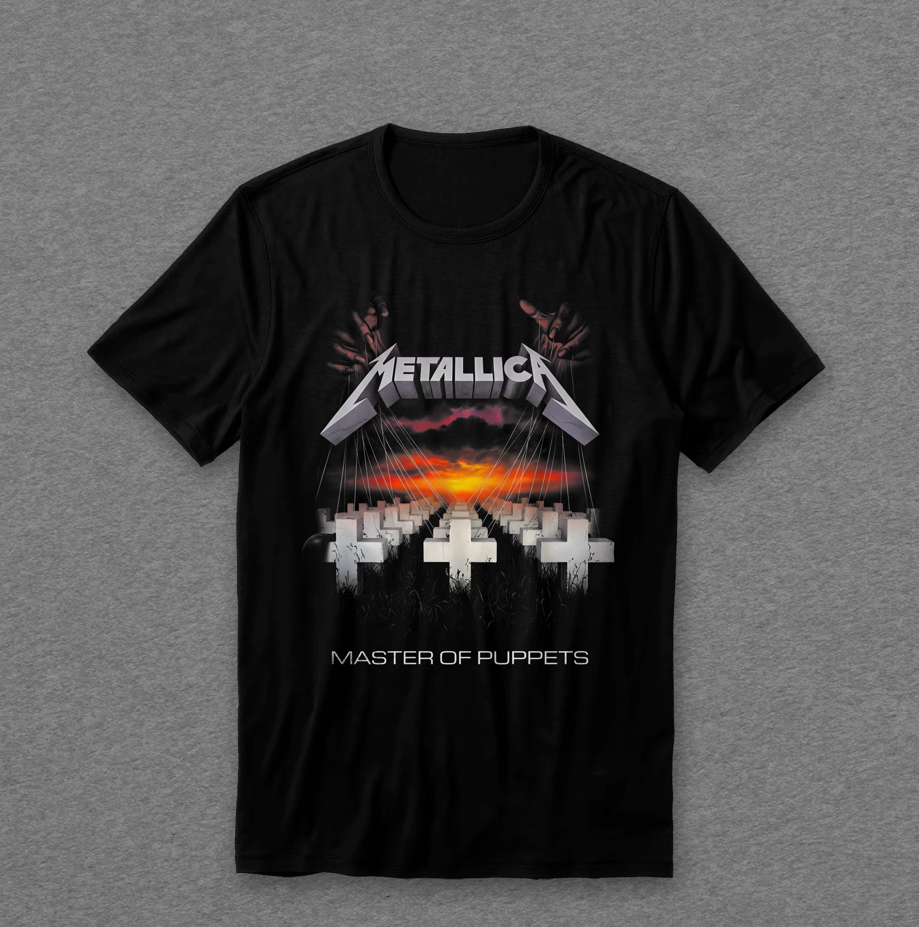 Camiseta Metallica — Master of Puppets